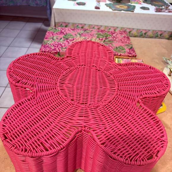 🌸Daisy shaped picnic basket 🧺 🌸 - Picture 2 of 7